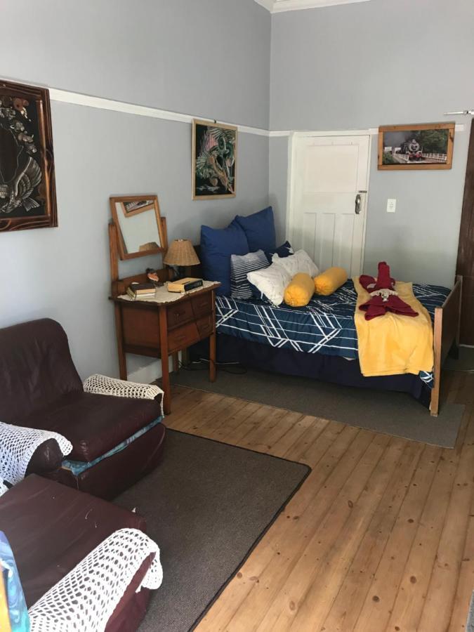 Appartamento Tranquility In Klein Karoo Oudtshoorn Esterno foto